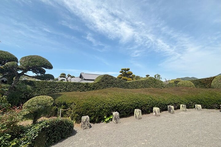 Chiran Samurai gardens & Peace Museum private tour by car
