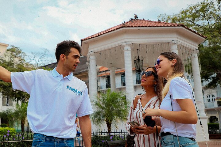 Legends of Casco Viejo Tour: Hidden Gems with Panama Vibes Tours