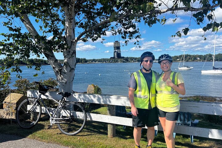 Islands & Harbor Bike Tour-Sightseeing + Exploring Must-See Sites