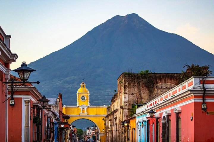 Easy Antigua from Quetzal Port