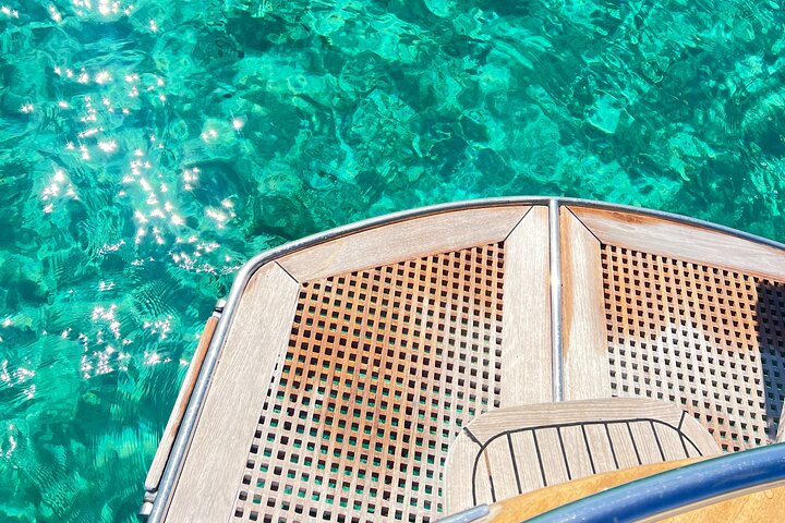 All inclusive private tour in the Archipelago of La Maddalena