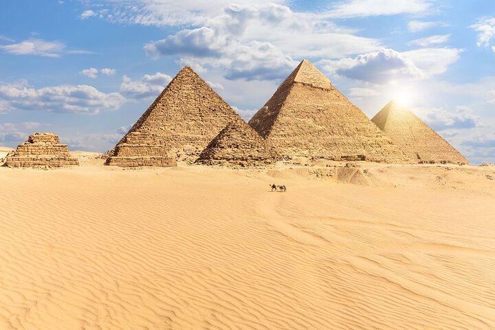 VIP Giza Pyramids and Great Sphinx Golf Cart Tour