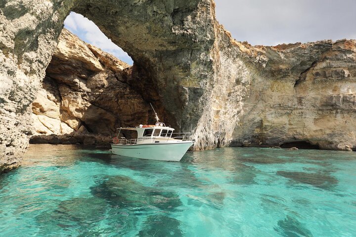 Malta: Private Boat Trip & Cruises Comino, Blue Lagoon, Gozo