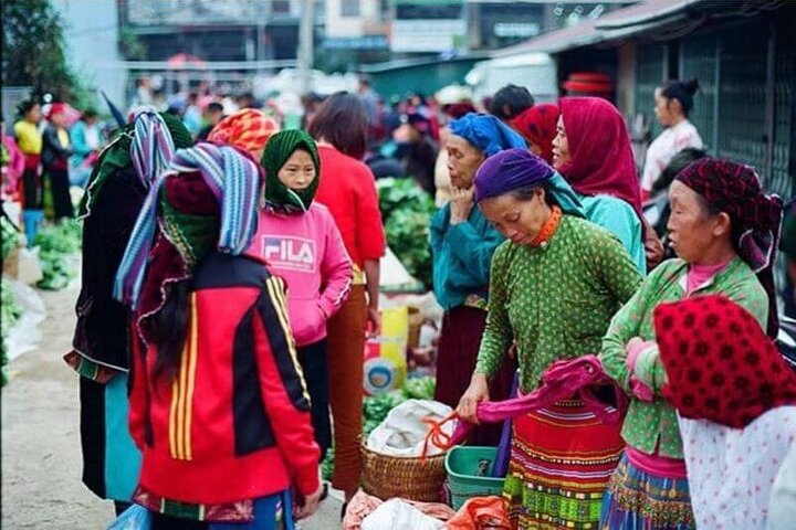 Ha Giang Market Walking Tour