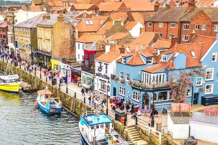 Nth York Moors Steam Train (incl) & Whitby Small Group Day Trip.