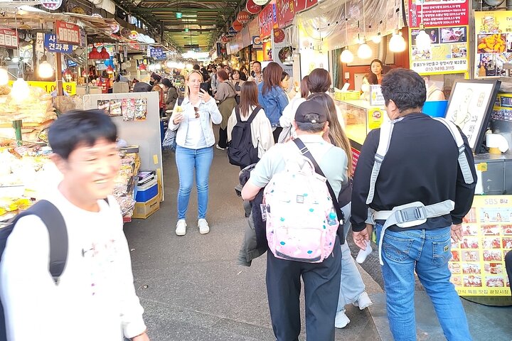 Half or Day Private Tour For Cruise Incheon and Seoul City Tour