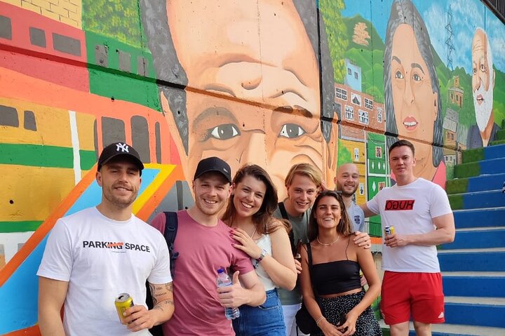 Comuna 13 Tour with Cable Car Ride