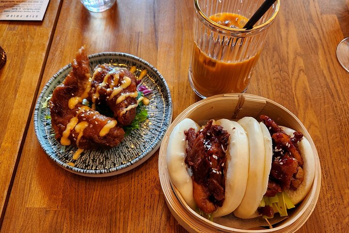 Chester Food Tour: Unique Food With Drinks & Sightseeing