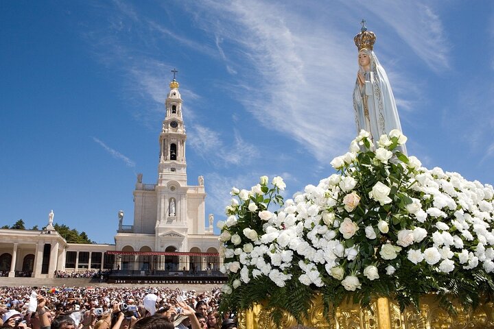 Fátima Sanctuary Private Walking Tour