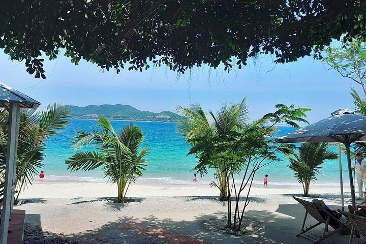 Nha Trang Half-Day Snorkeling Adventure at Marine Park with BBQ
