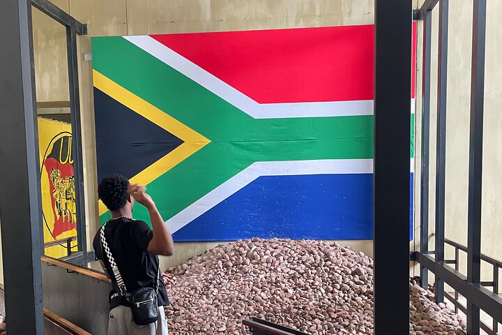 Full-Day Guided Tour of Soweto, Johannesburg and Apartheid Museum