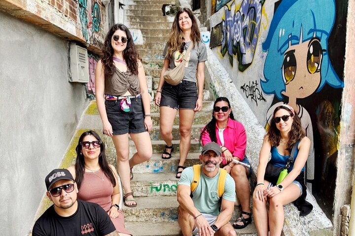 Comuna 13 Tour with Cable Car Ride