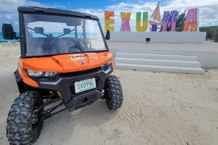 Exuma,Bahamas: 6 Seater Buggy/Jeep Rental with Bluetooth speakers