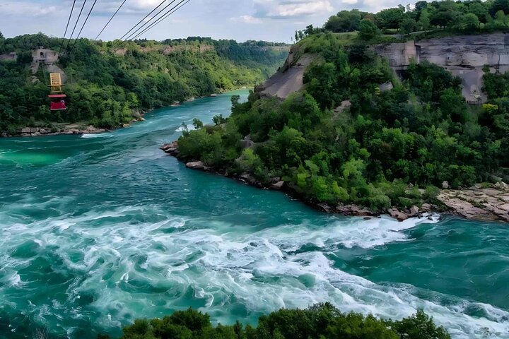 Niagara Falls Canada Day Tour From Toronto + Boat Cruise Option