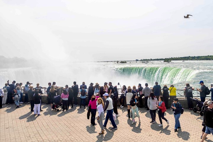 Niagara Falls Canada Day Tour From Toronto + Boat Cruise Option