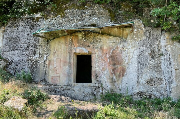 UNESCO Heritage Tour: Ancient Lin & Royal Tombs of Selca