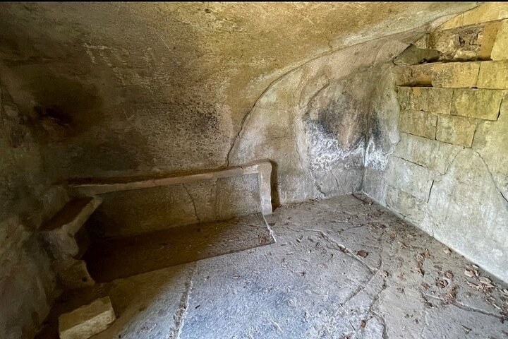 UNESCO Heritage Tour: Ancient Lin & Royal Tombs of Selca