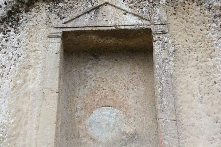 UNESCO Heritage Tour: Ancient Lin & Royal Tombs of Selca