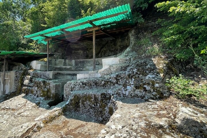 UNESCO Heritage Tour: Ancient Lin & Royal Tombs of Selca