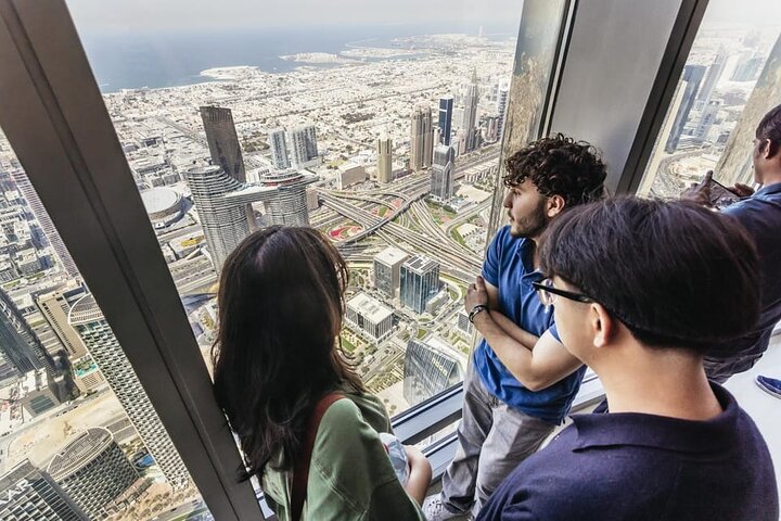 The Burj Khalifa At The Top Observation Deck Admission Ticket