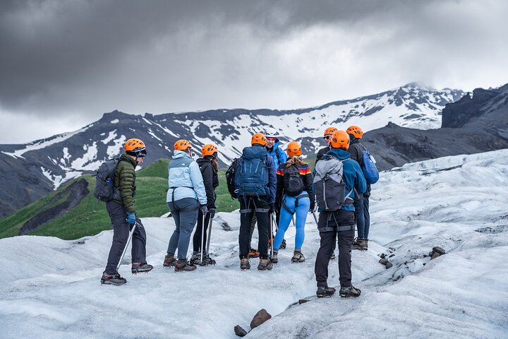 Vatnajökull Guided Beginner Glacier Walk with 4x4 Transfer