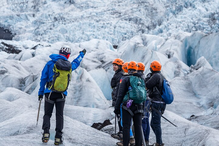 Vatnajökull Guided Beginner Glacier Walk with 4x4 Transfer