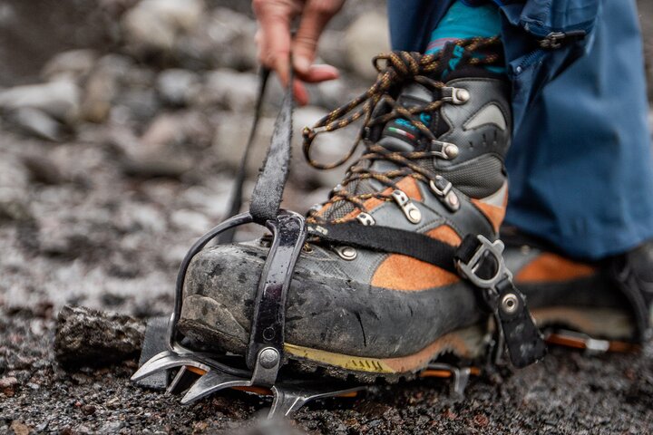 Vatnajökull Guided Beginner Glacier Walk with 4x4 Transfer