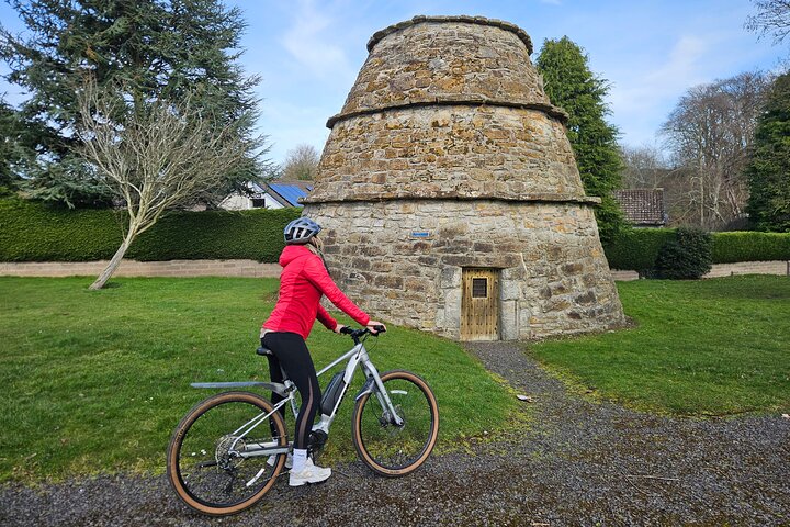 St Andrews: The Ultimate Bike and E Bike Tour - See Much More