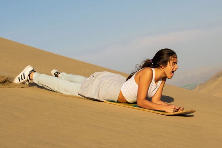 Premium Paracas & Huacachina Day Trip from Lima with Sunset Toast