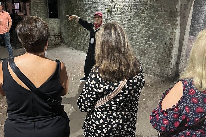 Savannah Haunted Pub Crawl Walking Tour