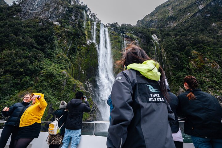 Milford Sound Coach and Cruise tour from Queenstown