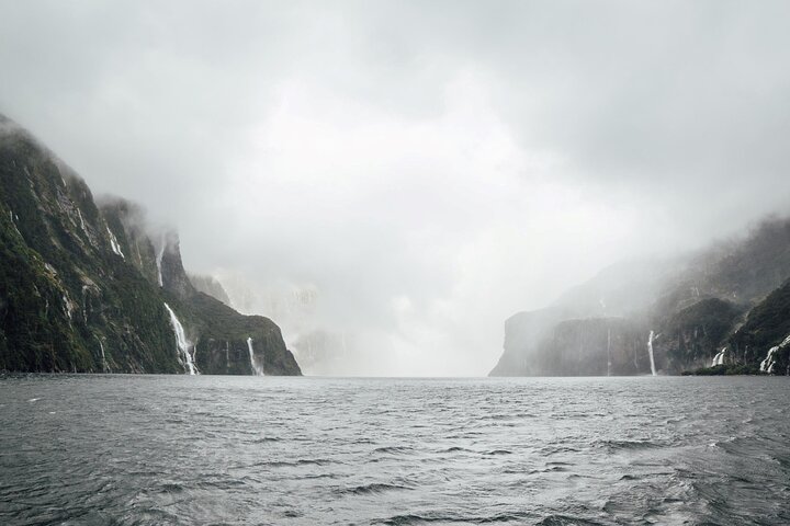 Milford Sound Coach and Cruise tour from Queenstown