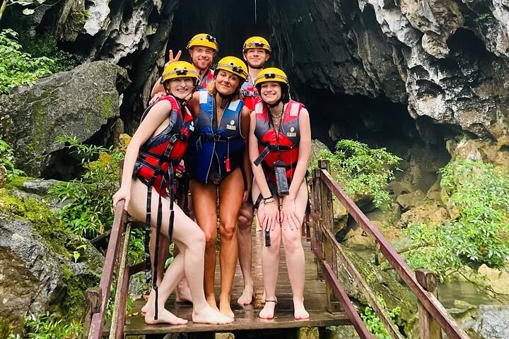 Zipline Dark cave & Paradise cave: Full-day Exploration