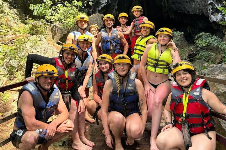 Zipline Dark cave & Paradise cave: Full-day Exploration