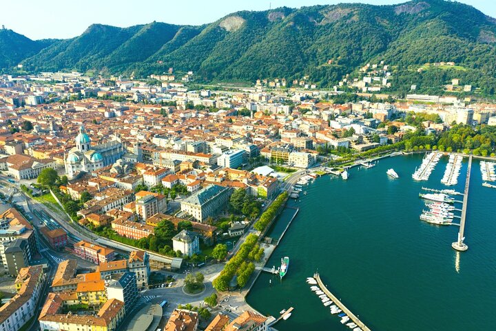 Private Transfer: Milan Airport MXP to Lake Como by Business Car