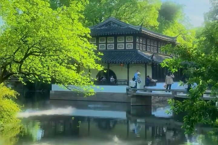 Suzhou Classical Garden and Food Trip by Private Car and Lunch