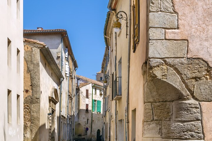 Best Intro to Narbonne in 2 hours with a Local