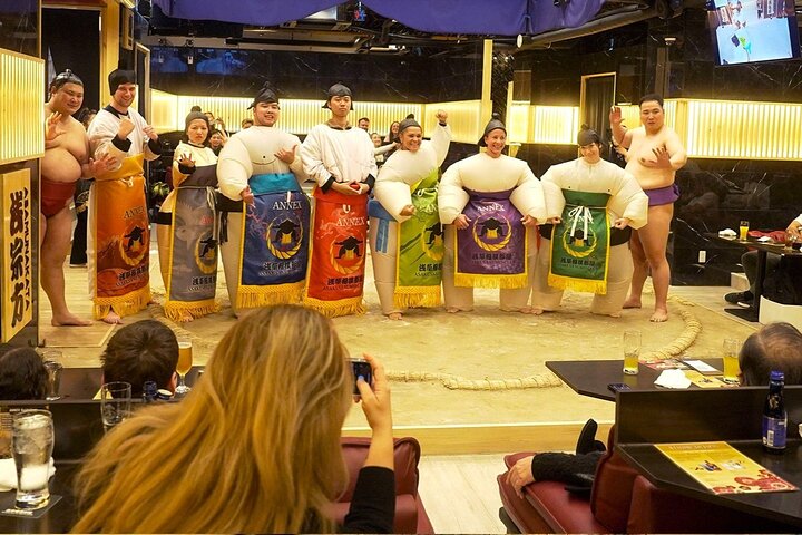 Tokyo Luxury Sumo Experience with Deluxe Japanese Cuisine
