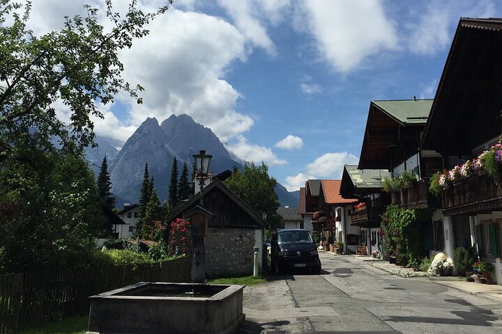 Partenkirchen Walking Tour and Pretzel's