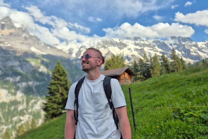 Easy countryside tour in Swiss Alps - kids friendly