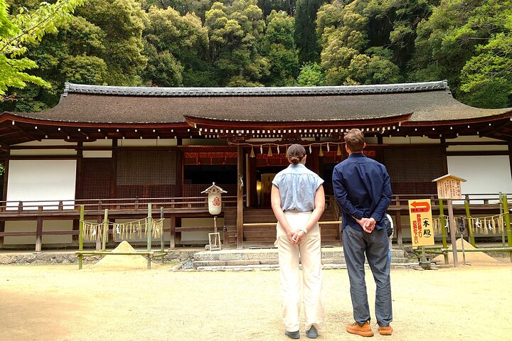 Slow Cycling Tour at Uji's Matcha Green Tea Fields and Heritage