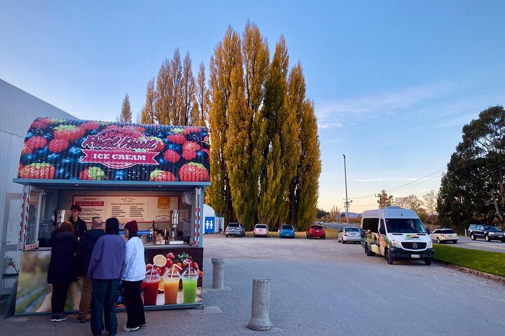 Mt Cook Small Group Scenic Day Tour from Queenstown