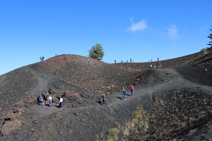 Etna and Wine an experience between nature and aromas with taste.
