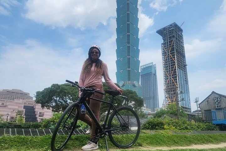 Best E-bike Cycling Tour in Taipei - Includes Local Food & Drinks