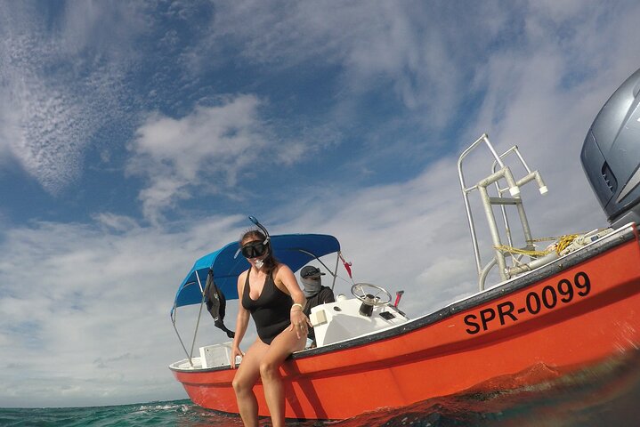 Let's snorkel Hol Chan the Best Marine Reserve in Belize