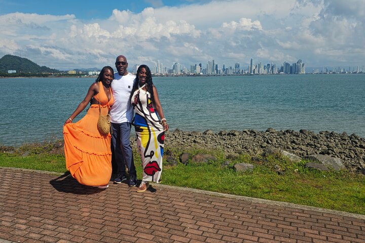 City Tour: Miraflores Locks, Casco Viejo & Amador Causeway