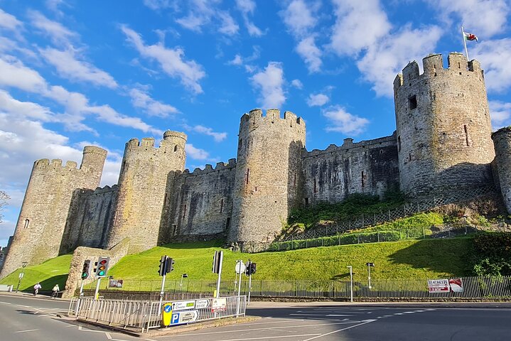 Conwy Castle & Town Highlights Walking Tour