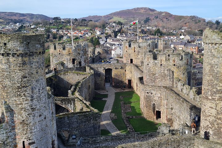 Conwy Castle & Town Highlights Walking Tour