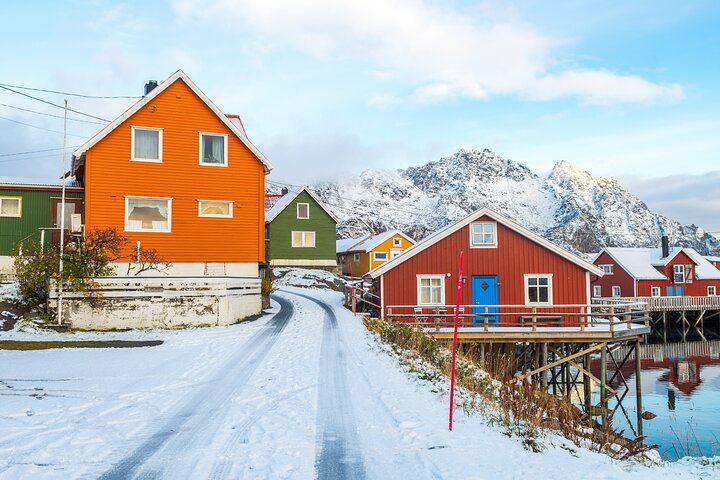 Lofoten Highlights Photo Tour - Henningsvær & Haukland