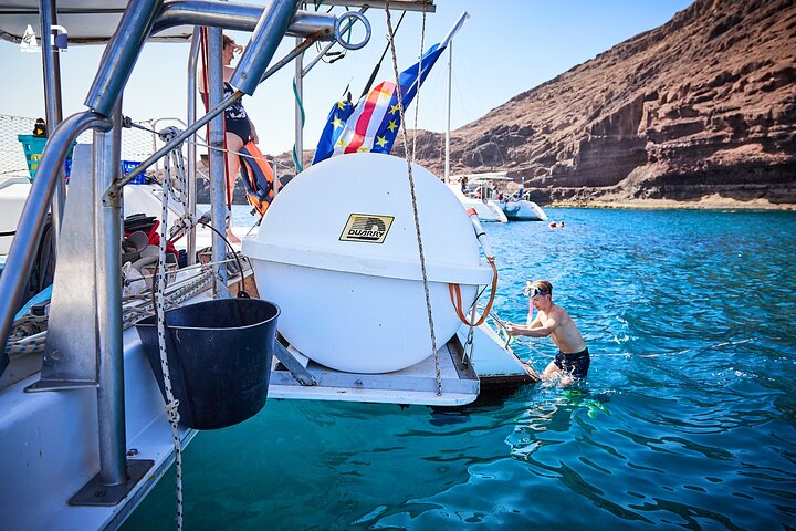 Catamaran Makaira Half Day Tour